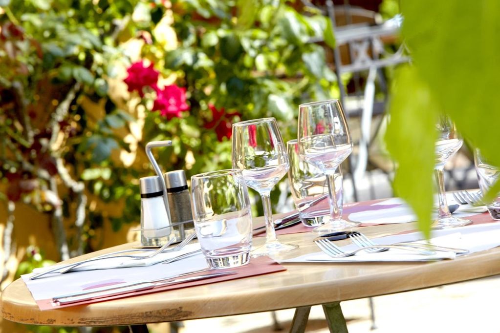 Campanile Saint-Avold Hotell Restaurang bild